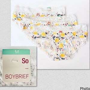 NWT 3 Pack SO Sz M 98% Cotton White Yellow Lemons Daisy Lace Boybrief Panty